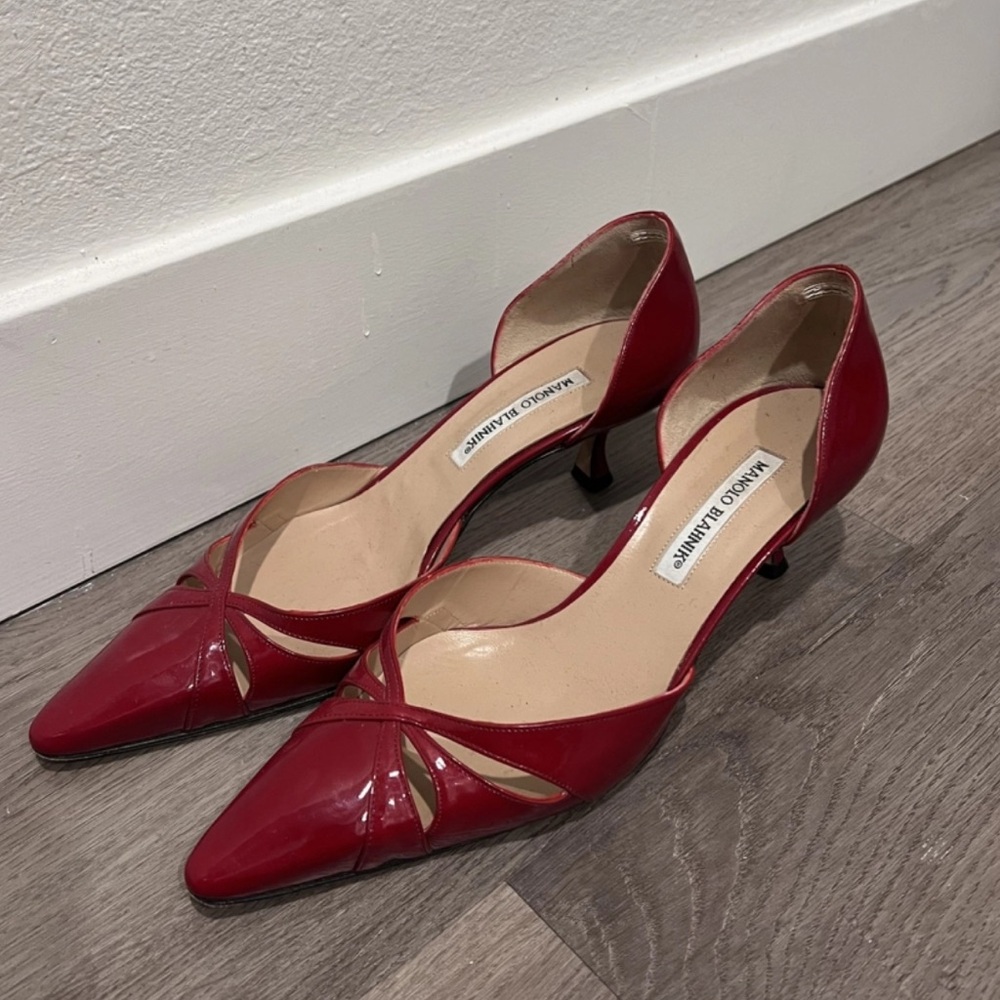 Manolo Blahnik vintage cherry red pointed toe kitten heels